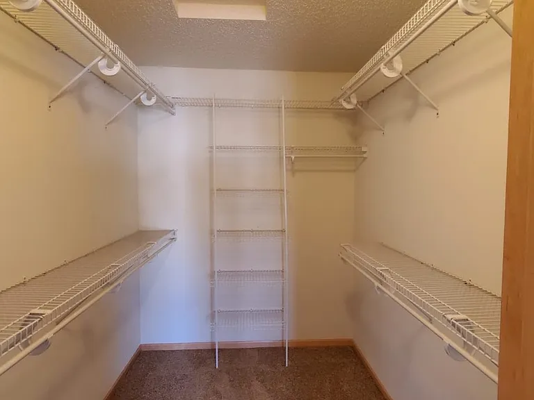 5070 Fountain Ln N — Photo 18