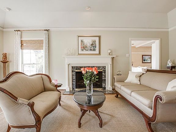 4th image of 5711 Redwood Ln