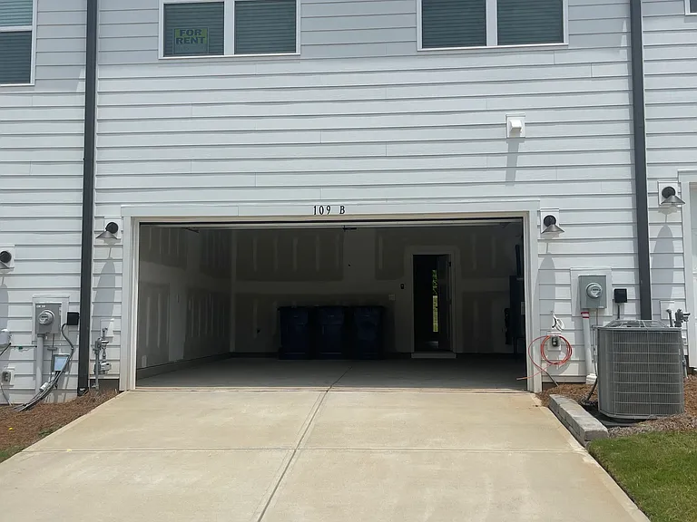 109B Forest Lake Blvd — Photo 12