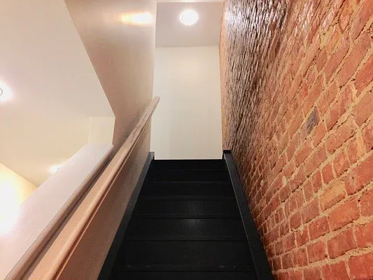 Rented by D'Andrea Craig Realty | media 20