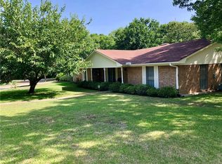 601 Lakewood Dr, Canton, TX 75103