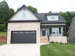 1425 NE Haven Ridge Dr, Cleveland, TN 37312