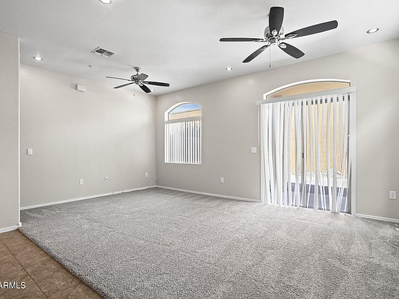 3rd image of 17365 N CAVE CREEK Road #142
