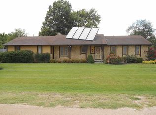 527 S Byron Ave, Wichita, KS 67209