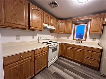 1 bed, 650 sqft, $1,750 — Photo 2