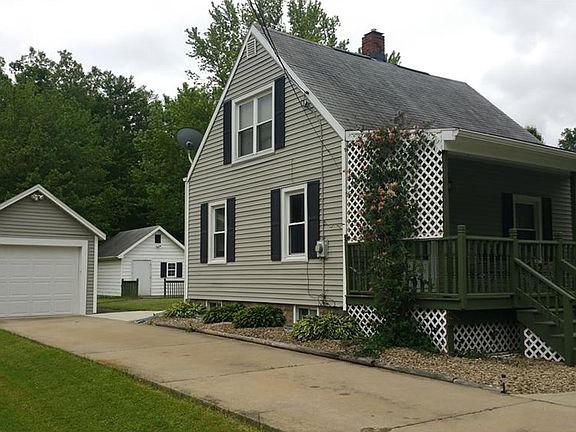 4th image of 2136 Overland Ave NE