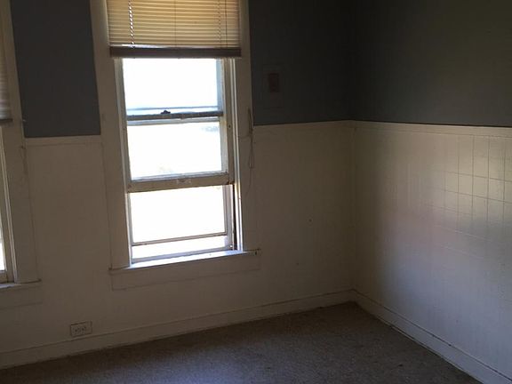 4th image of 1026 E Lovejoy St APT 2