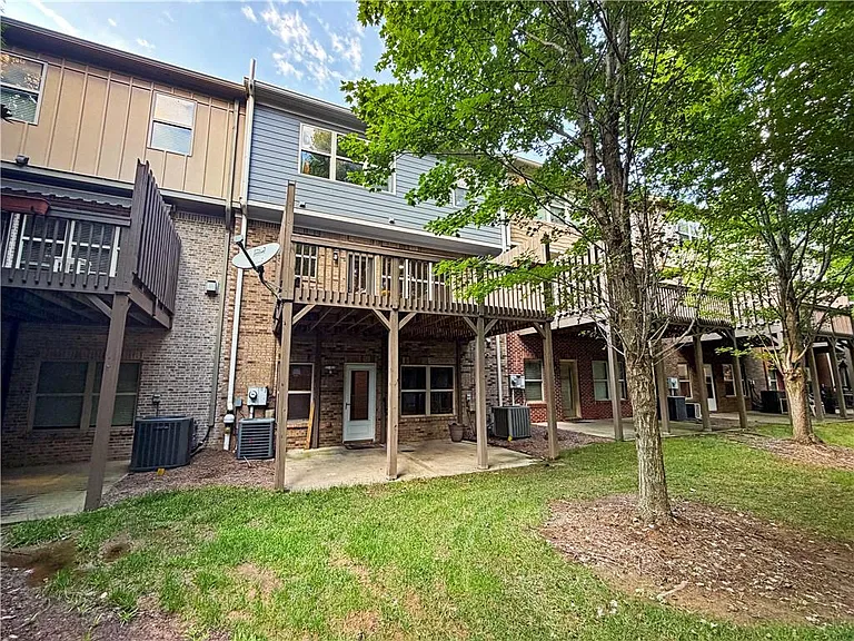 3239 Claudia Ct — Photo 39