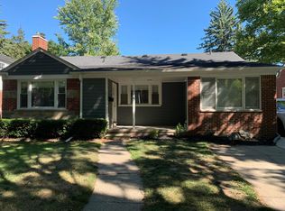 1752 Sheffield Rd, Birmingham, MI 48009