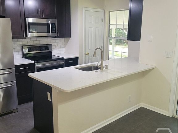 4th image of 146 Hope Creek Drive