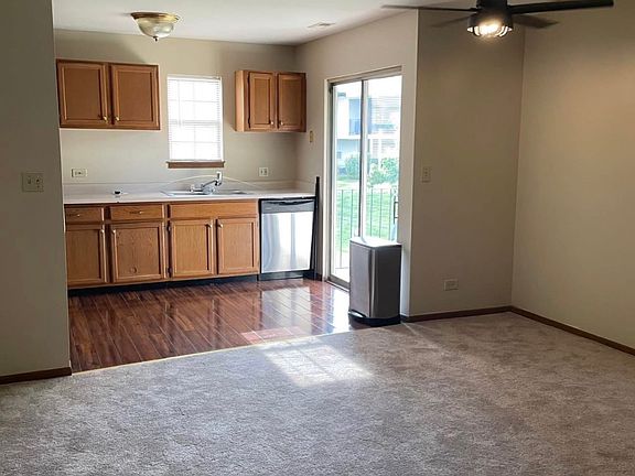 3rd image of 78 N Victoria Ln APT E