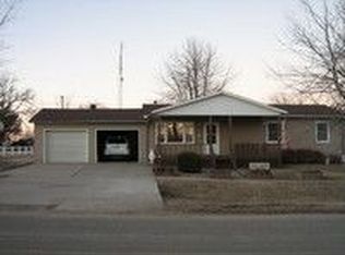 351 E Main St, Aurora, KS 67417