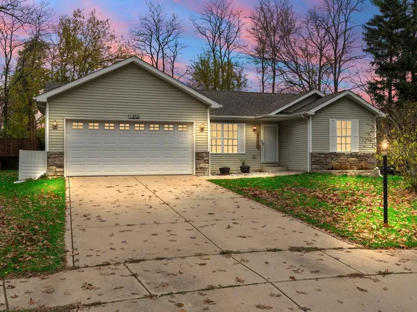2319 Venus St, Portage, IN 46368