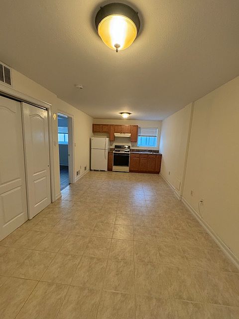 1st image of 52 Case Ave #1