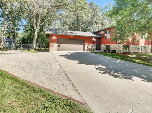 10634 43rd St, Clear Lake, MN 55319