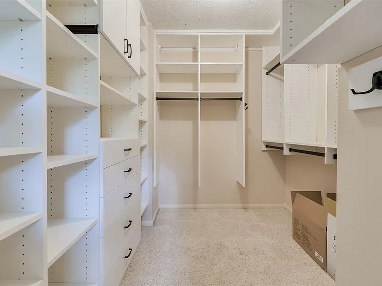 1703 Stemply Ct — Photo 36