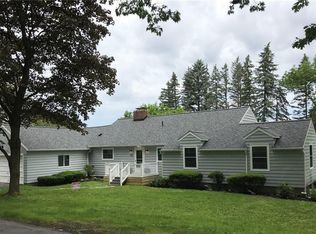 22 Emerson Rd, New Hartford, NY 13413