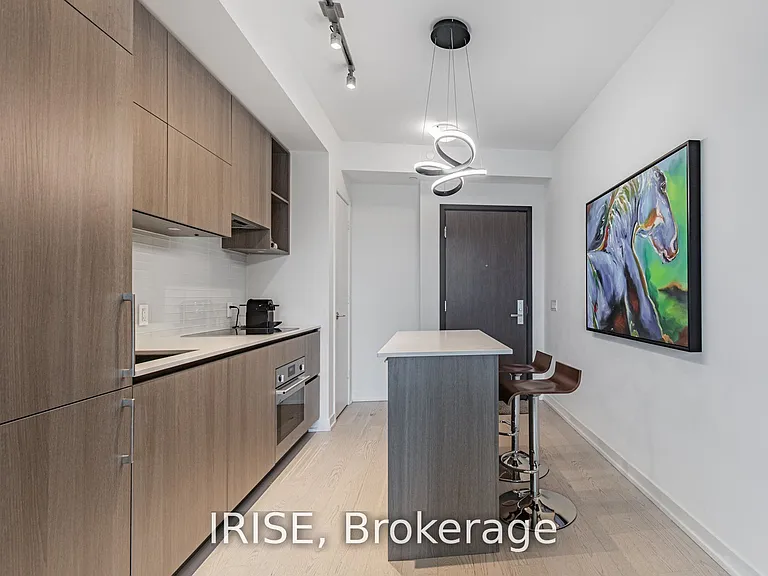 1 Yorkville Ave #4306 — Photo 4
