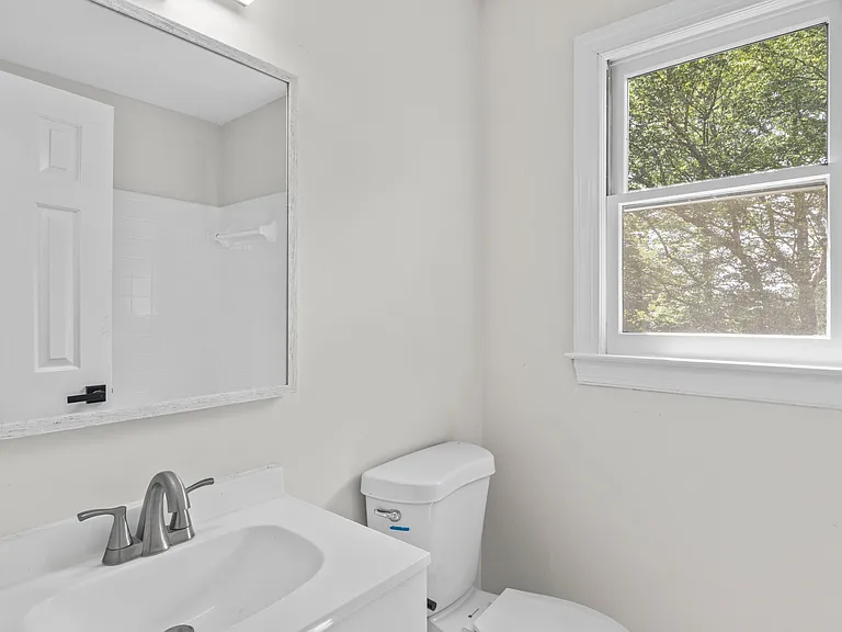 623 Elmwood Ct — Photo 30
