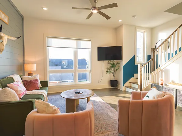 802 Vibe Pl, Nashville, TN 37216