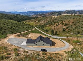 390 True Blue Ln, Chelan, WA 98816