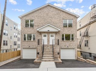 39 Cedar St, Yonkers, NY 10701