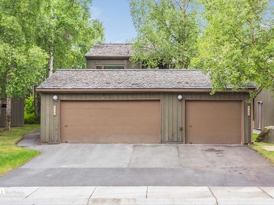 2042 Eastridge Dr #18-B-5, Anchorage, AK, 99501