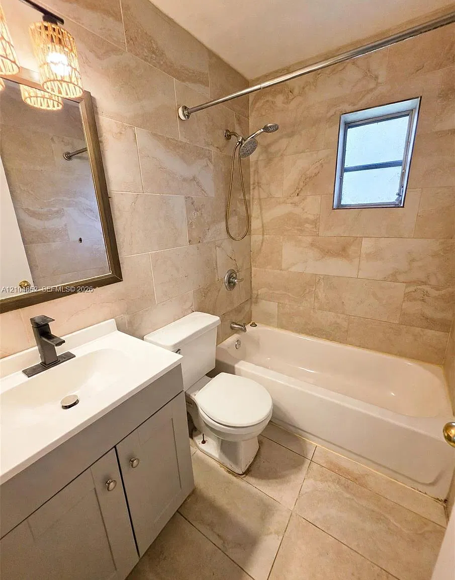 Playland Estates Sec 1 — Photo 3