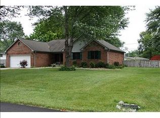 33 Victor Dr, Mooresville, IN 46158