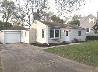 292 Elmwood Ln, Antioch, IL 60002