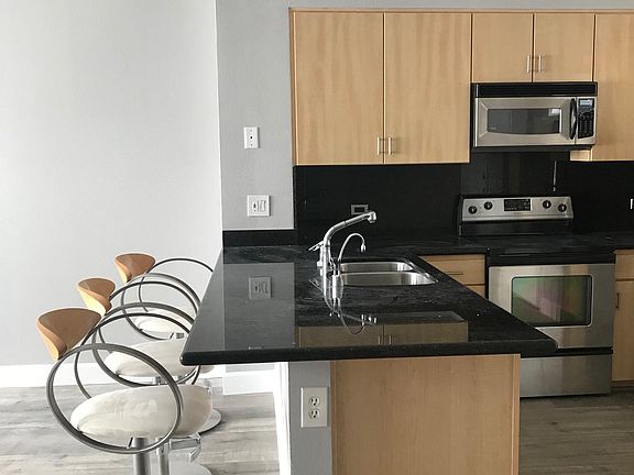 4th image of 101 Market St Unit 321
