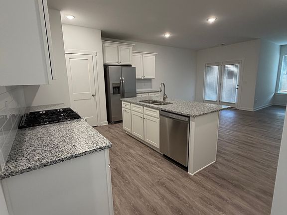 4th image of 1019 Trichur Rd