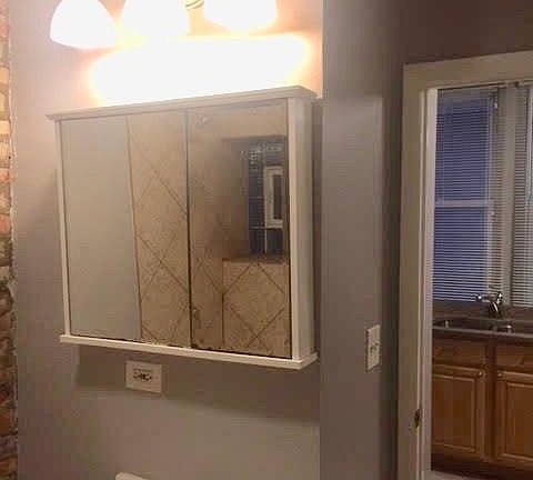 5th image of 1241 W Erie St APT 1