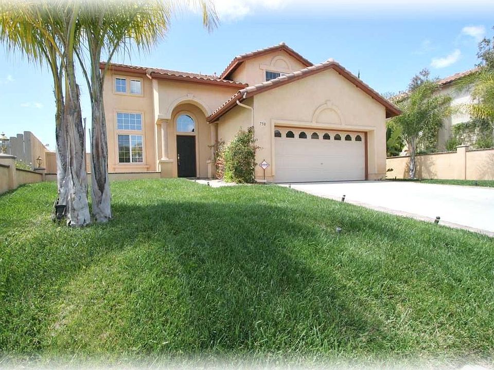 1st image of 750 Avenida Codorniz