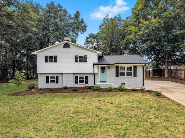 304 Scenic View Rd, Chesnee, SC 29323