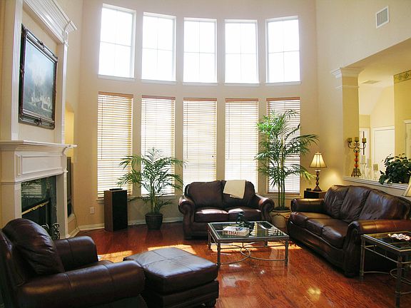 4th image of 1110 Copperas Cove Ct