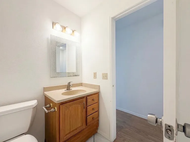 5961 Kies Way — Photo 11