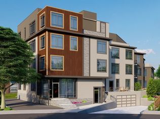 45 Bartlett Cres #101, Brookline, MA 02446