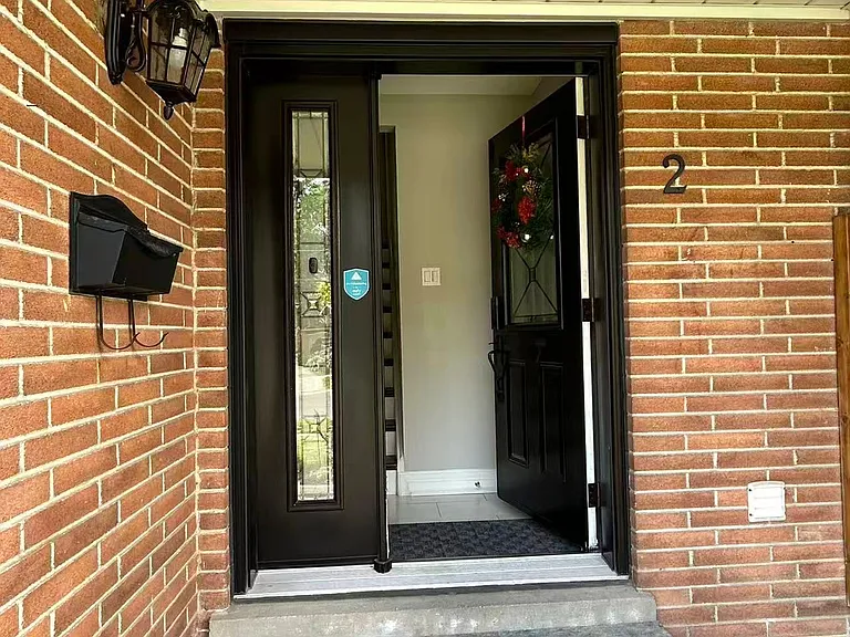 2 Lynedock Cres — Photo 6
