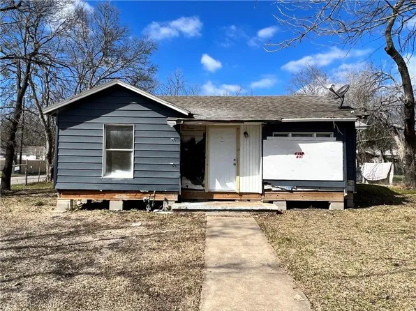3833 Charlton Ave, Waco, TX 76711