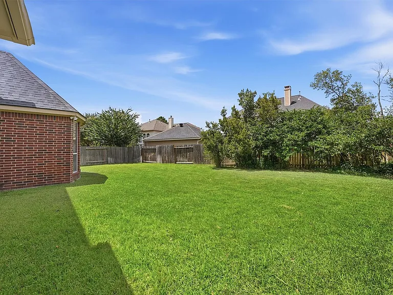 5507 Opal Cove Ct — Photo 36