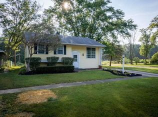 240 Crestwood Ln, Richmond, IN 47374