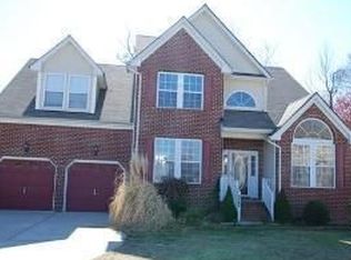 1010 Hillpoint Rd, Suffolk, VA 23434