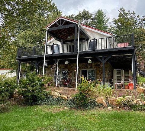 2nd image of 672 Branch Ln