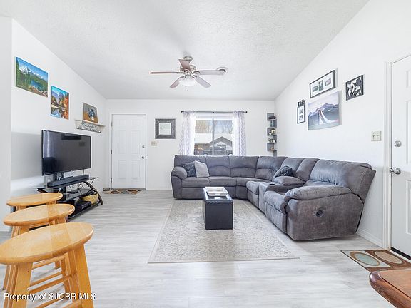 5th image of 1301 Oakwood Dr