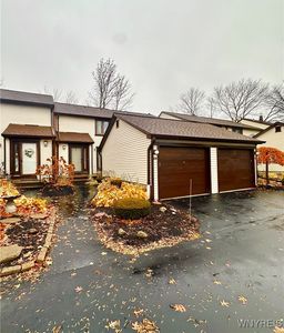 104 Charlesgate Cir, East Amherst, NY, 14051