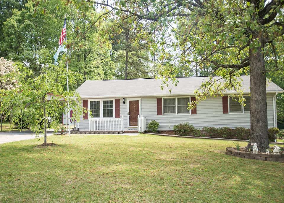 1st image of 4409 Longbriar Dr