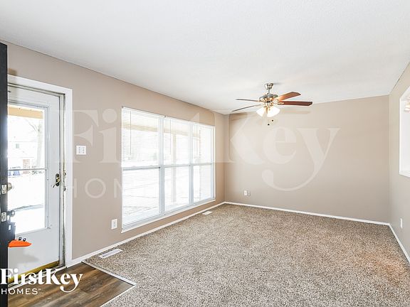 3rd image of 2335 Bramble Ln
