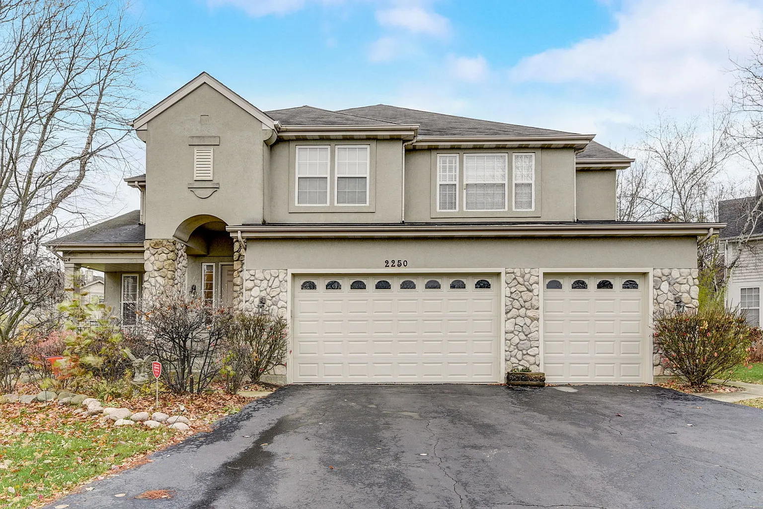 2250 Apple Hill Ct S photo 1