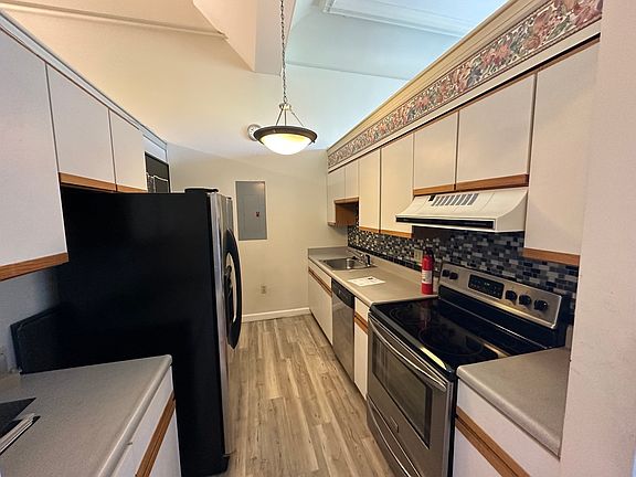 2nd image of 235 State St APT 409